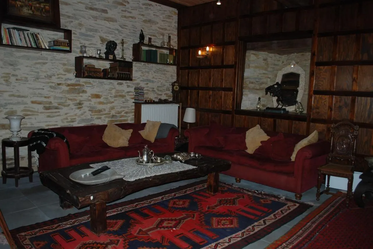 Manoir de la Chausée Langon  0*, Langon (Ille-et-Vilaine) France